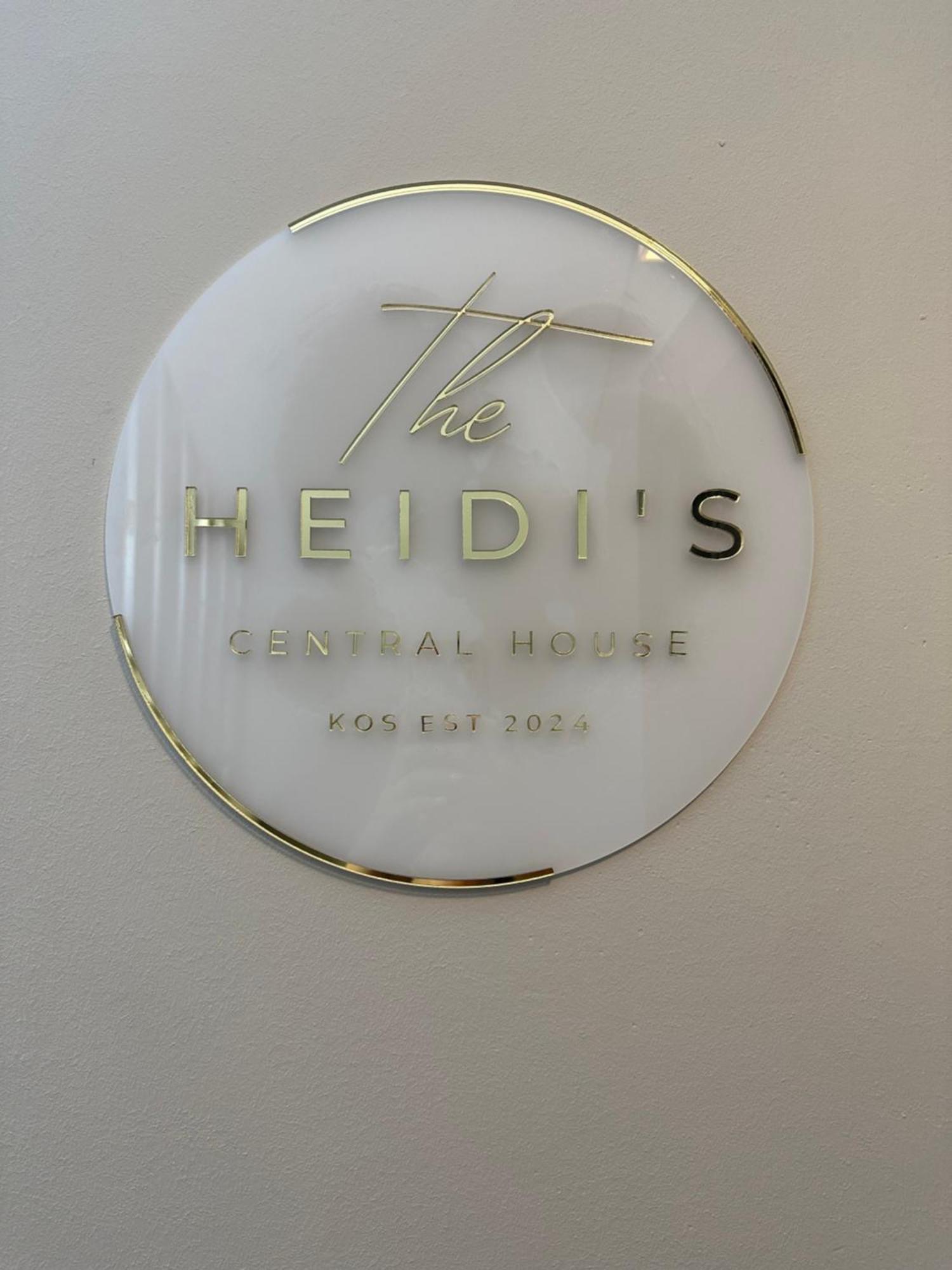 The Heidi'S Central House 코스 타운 외부 사진